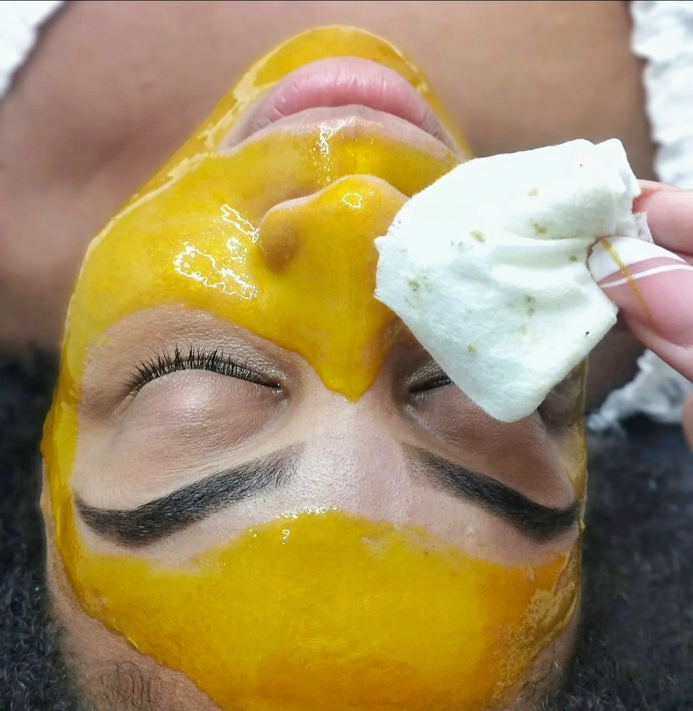 LIMPEZA DE PELE